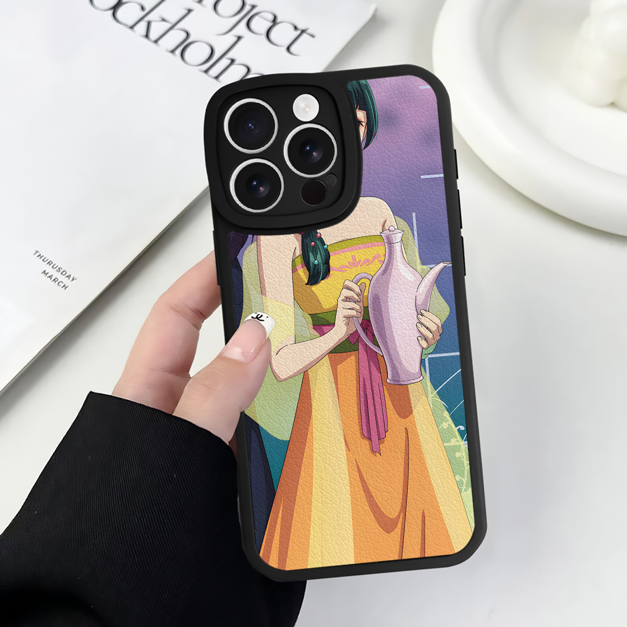 （画像用） 薬屋のひとりごと The Apothecary Diaries 【iPhone 16シリーズ対応】シリコンスマホケース（レザー調） 材質：シリコン
